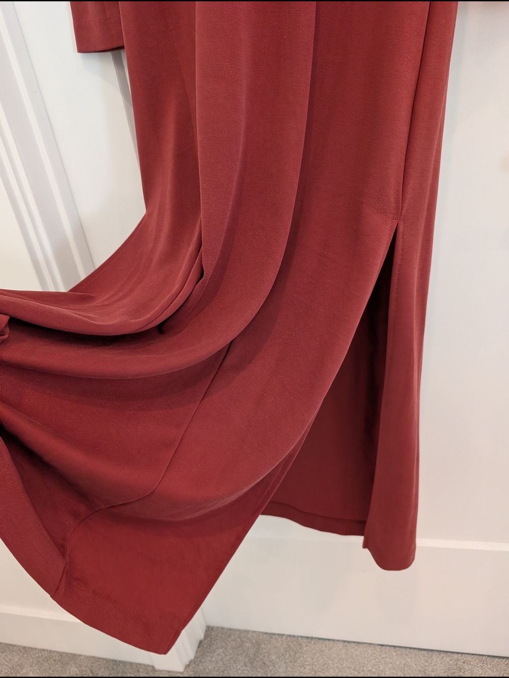 H&M Brick Red V-Neck Long Sleeve Maxi Dress - Picture 2 of 6